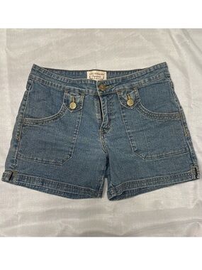 Levi's Women's Classic Blue Jean Shorts